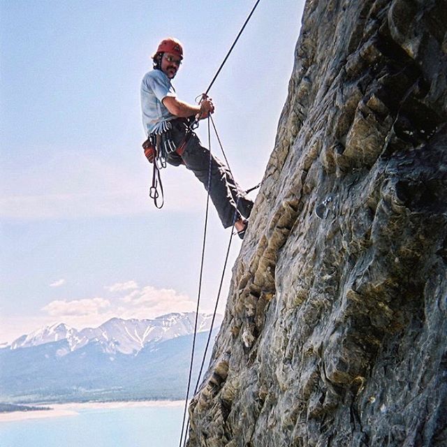 Me with the very first Aspire 2 class with @verticallyinclined Want to learn to climb outdoors? Give them a call, you won’t regret it! #yeg #yegclimbing #outdoorclimbing #virg