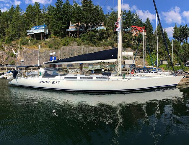 I have no idea what she is other than 70’ of lean, slick racing madness. #beautifulboats #racingmachine